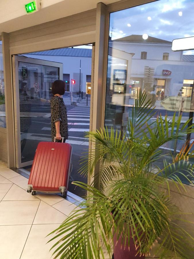 Brit Hotel Confort Nevers Centre Gare Εξωτερικό φωτογραφία