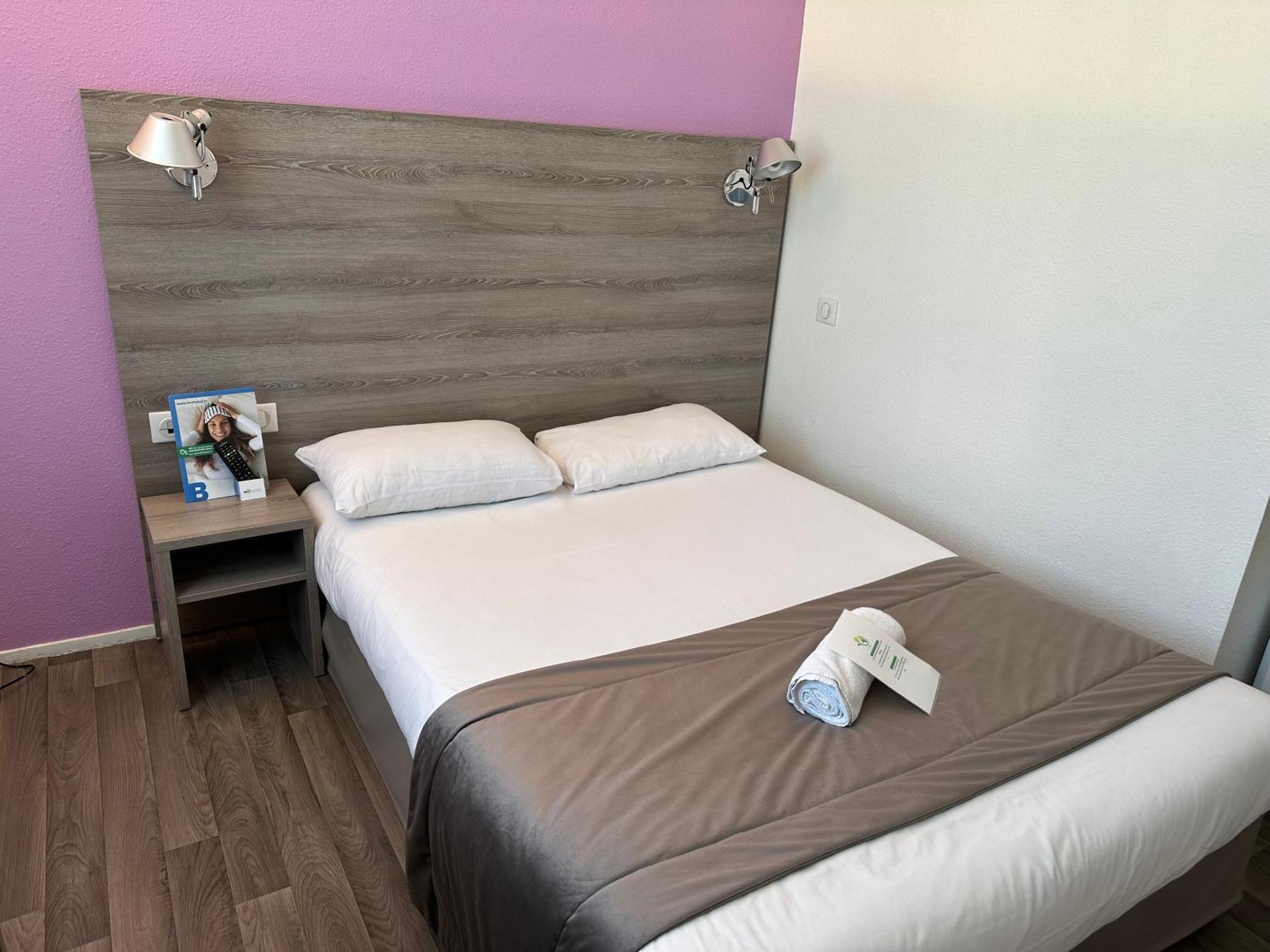 Brit Hotel Confort Nevers Centre Gare Εξωτερικό φωτογραφία