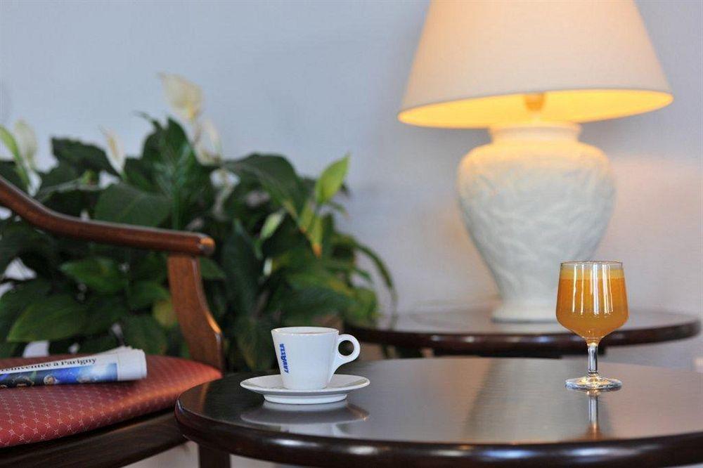 Brit Hotel Confort Nevers Centre Gare Εξωτερικό φωτογραφία