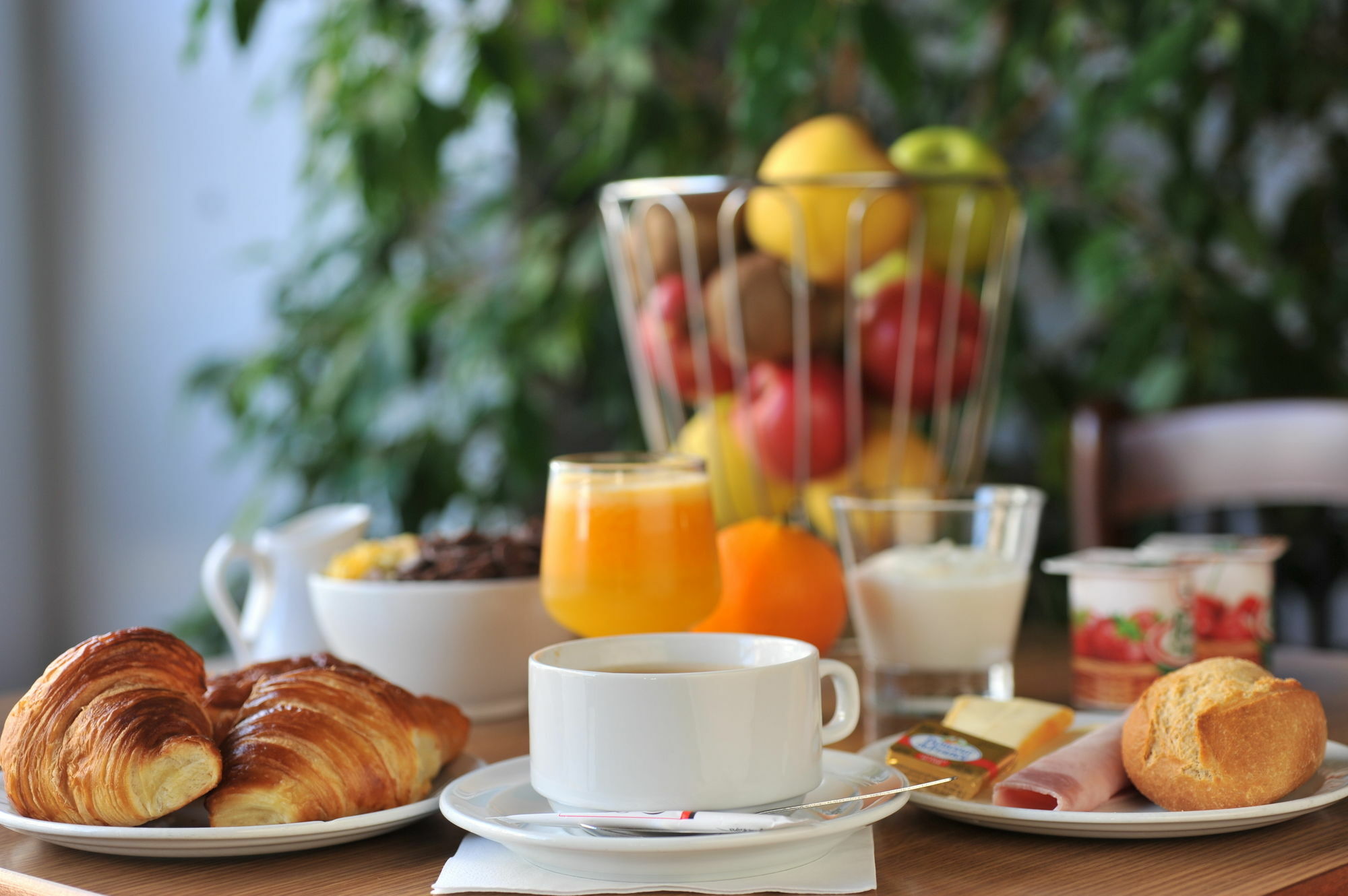 Brit Hotel Confort Nevers Centre Gare Εξωτερικό φωτογραφία