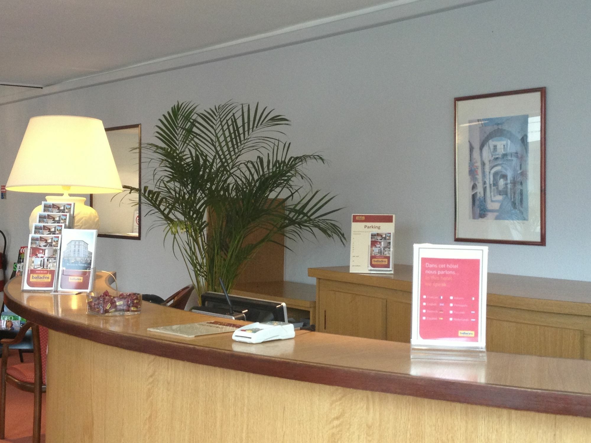 Brit Hotel Confort Nevers Centre Gare Εξωτερικό φωτογραφία