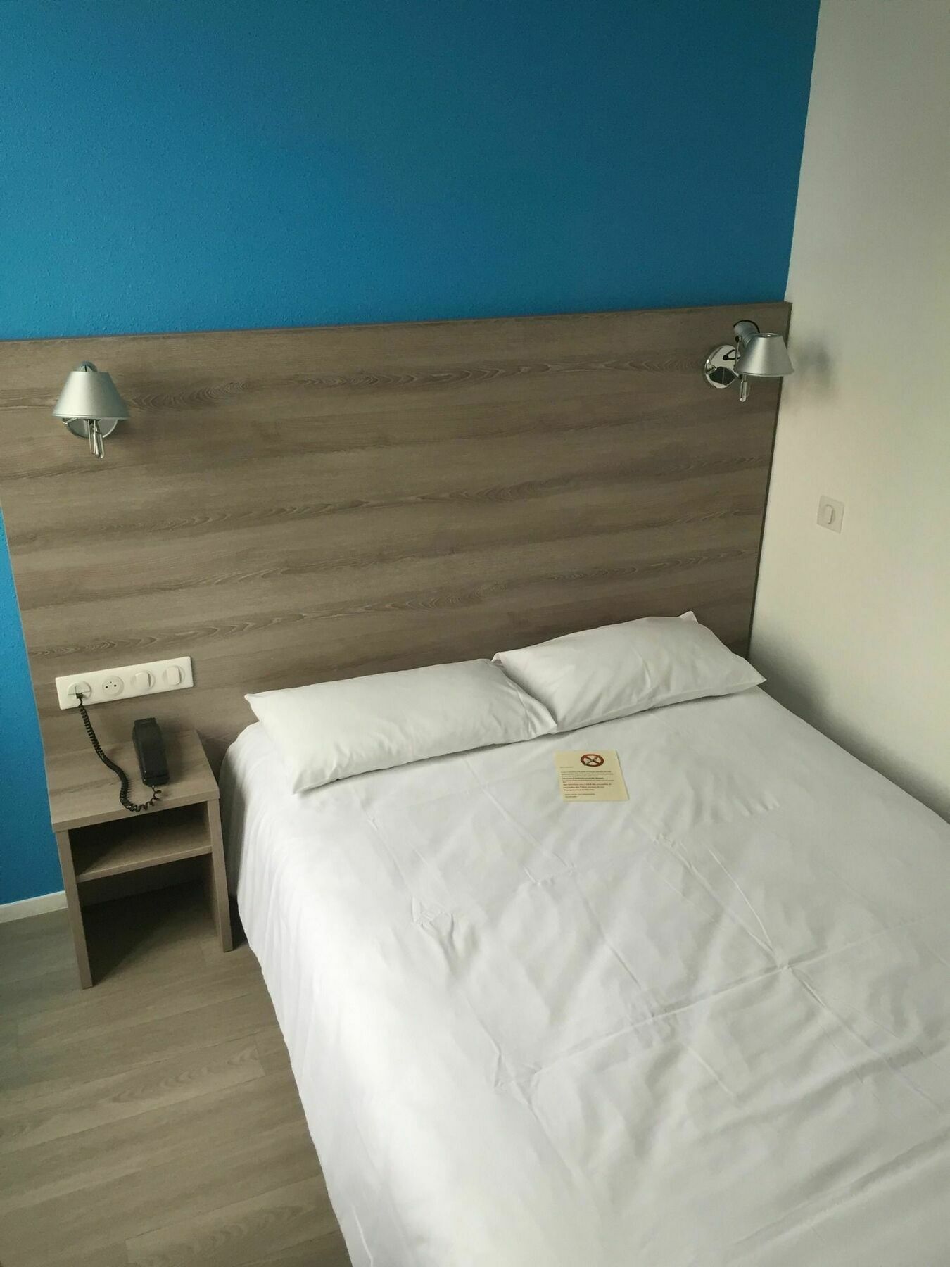 Brit Hotel Confort Nevers Centre Gare Εξωτερικό φωτογραφία